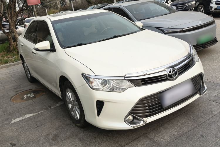 Used Toyota Camry 2015 2.0G Premier Edition Front Right 45 Deg