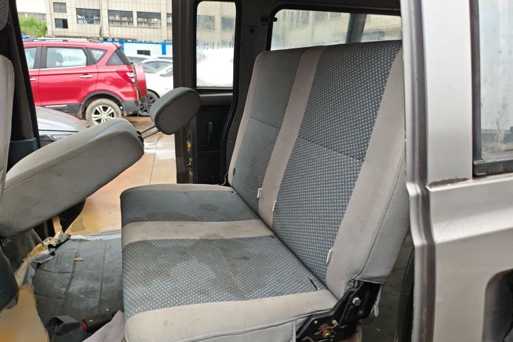 Used BAIC Weiwang 306 2011 1.3L base model 7 seats
