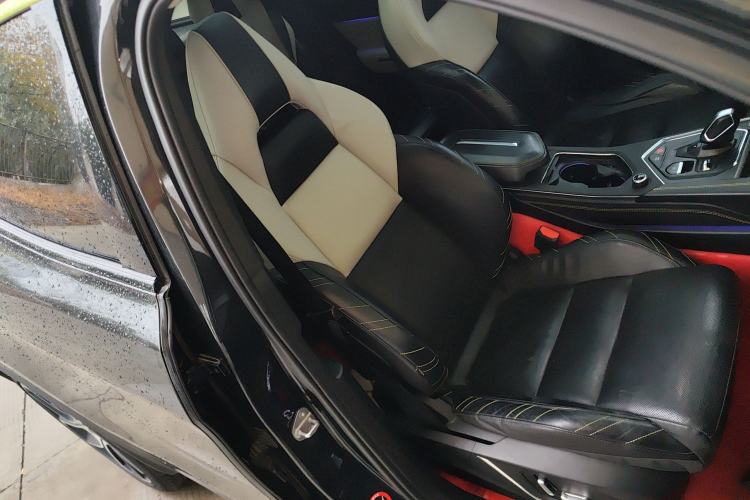 Used Lynk & Co 05 2020 2.0TD Two-Wheel Drive Shine Halo
