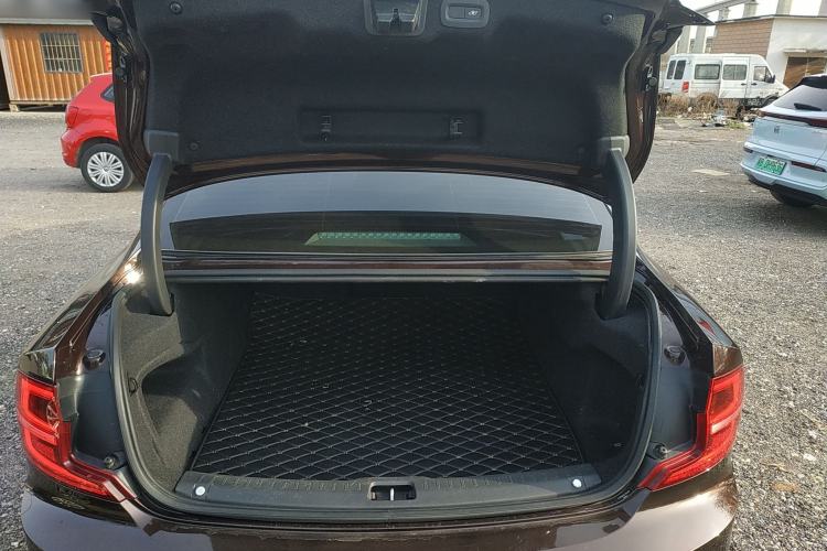 Used Volvo S90 2020 T5 Zhiyi Luxury Edition