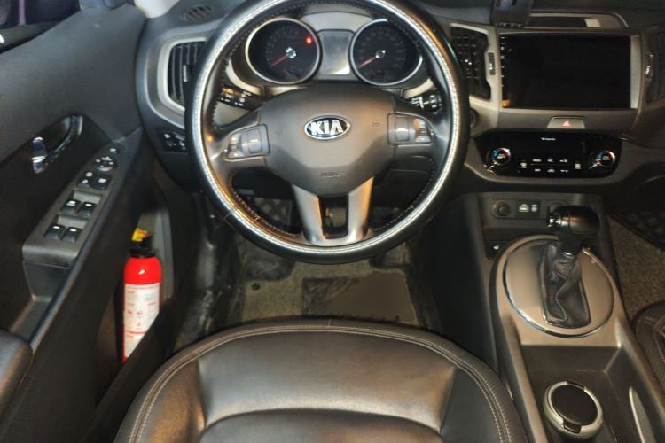 Used Kia Sportage R 2015 2.0L Automatic Two-Wheel Drive DLX Model Steering Wheel