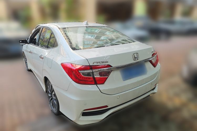 Used Honda Crider 2015 1.8L automatic luxury edition