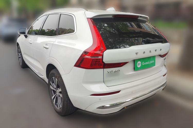 Used Volvo XC60 2024 B5 4x4 Smart Luxury Edition