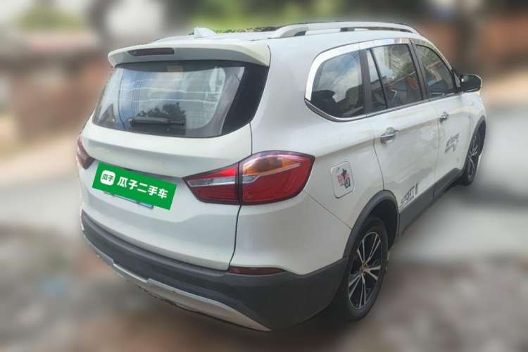 Used SWM X7 2018 Revised Version 1.8L Manual Comfort Edition 7 Seats