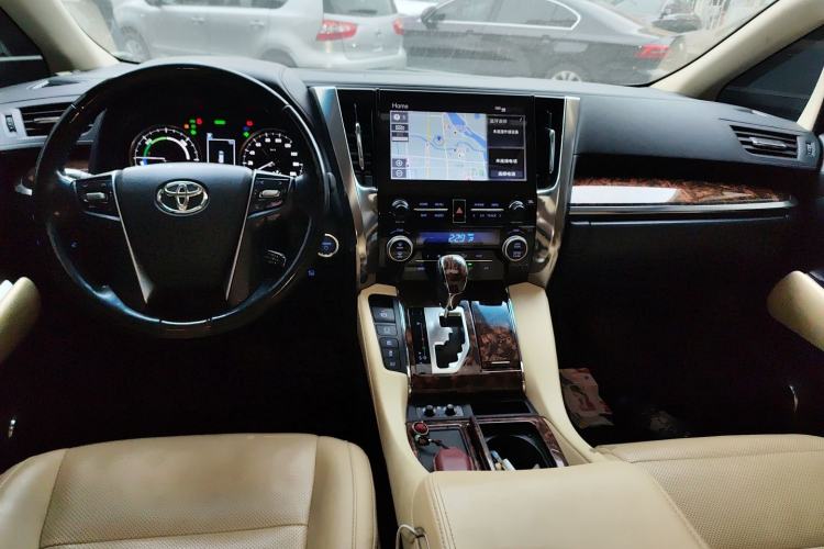 Used Toyota Alphard 2020 Dual-Engine 2.5L Luxury Edition
