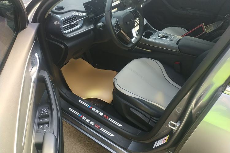 Used BYD Destroyer 05 2024 Honor Edition DM-i 120KM Luxury Model
