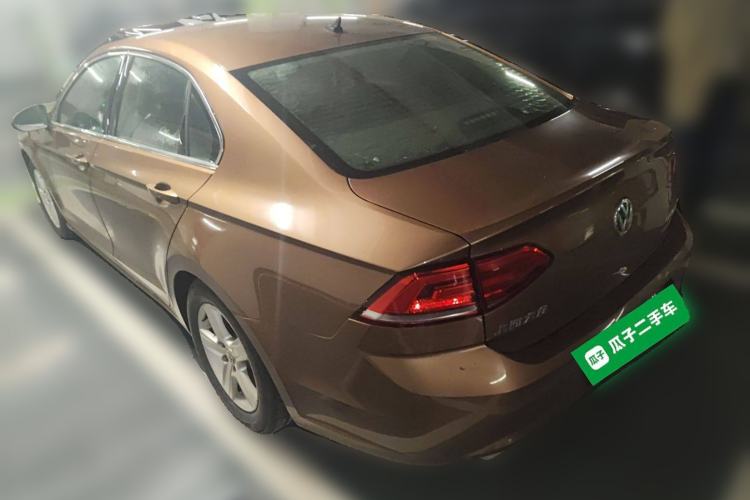 Used Volkswagen Lamando 2015 230TSI Manual Trend Edition Rear Left 45 Deg