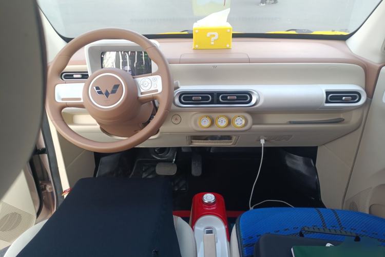 Used Wuling Hongguang MINIEV 2024 3rd Generation 215km Youth Edition
