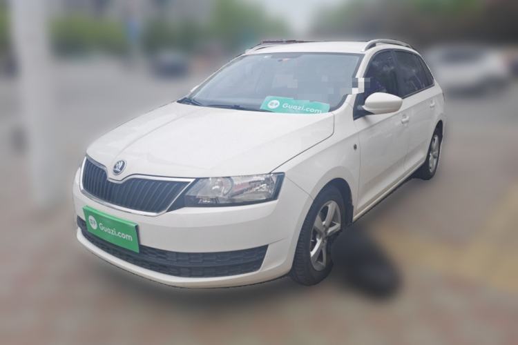 Used Skoda Rapid Spaceback 2014 1.6L Manual Enjoyment Edition