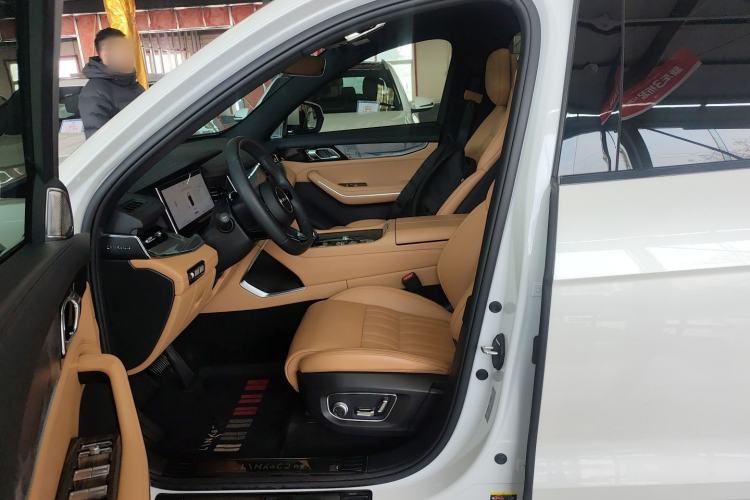 Used Lynk & Co 09 EM-P 2023 2.0TD EM-P Long-Range Version PM 7-Seater