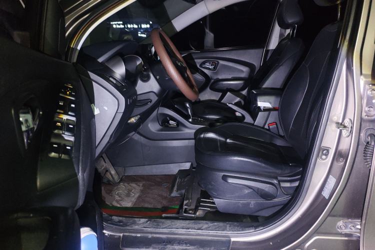 Used Hyundai ix35 2010 2.0L Automatic Two-Wheel Drive Elite Edition GLS