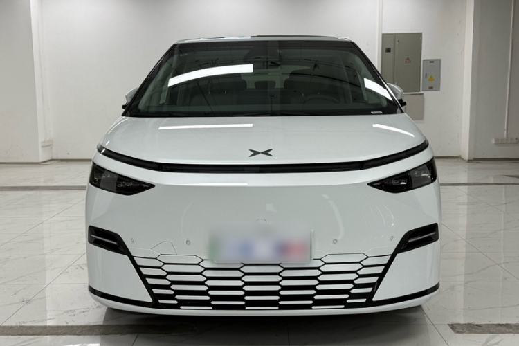 Used XPeng X9 2025 740 Ultra-Long Range Max
