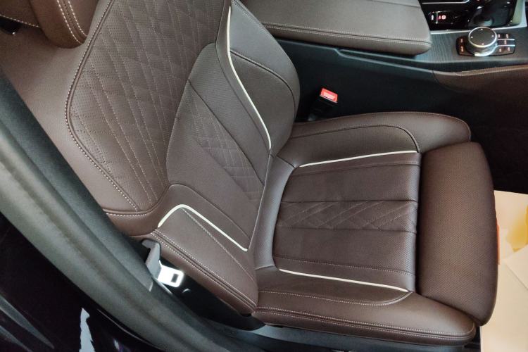 Used BMW 5 Series 2023 Restyled 530Li Luxury Edition M Sport Package