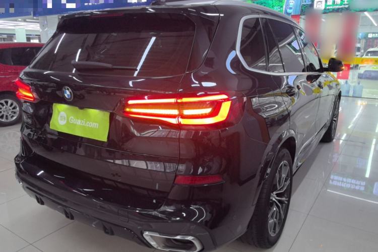 Used BMW X5 2022 Restyled xDrive 30Li Luxury Version M Sport Package
