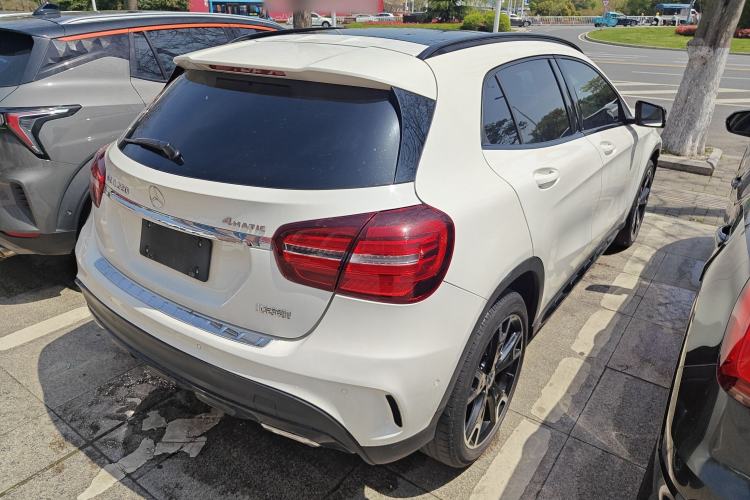 Used Mercedes-Benz GLA 2018 GLA 220 4MATIC Sport Edition Rear Right 45 Deg