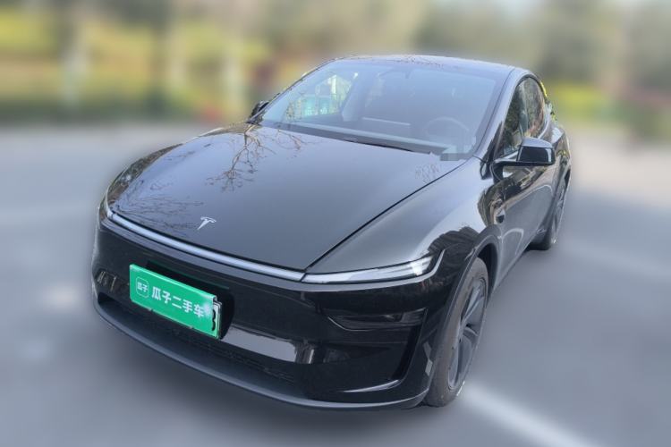 Used Tesla Model Y 2025 Rear-Wheel-Drive Version