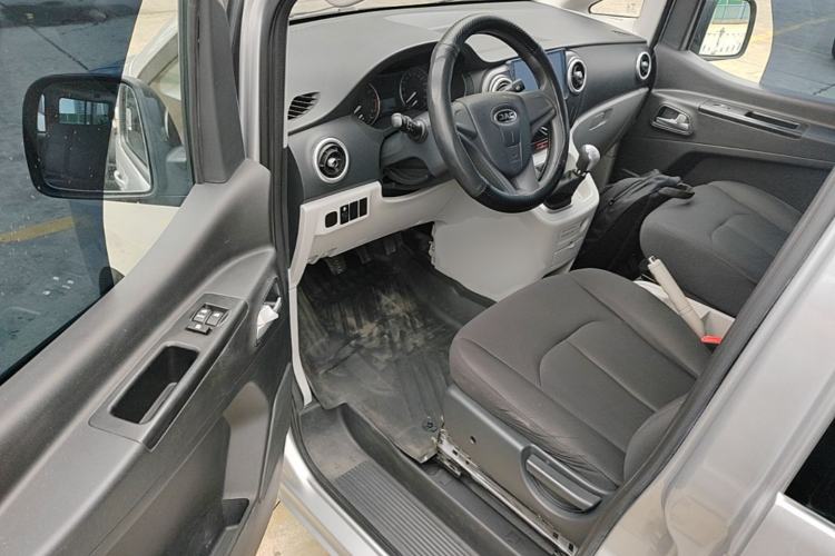 Used JAC Refine M3 2019 Creator Edition 1.8L Luxury Model Driver Seat