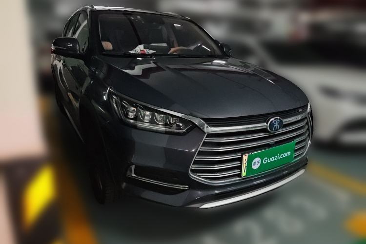 Used BYD Song New Energy 2019 Song DM 1.5TID Smart Connect Premium Model Front Right 45 Deg