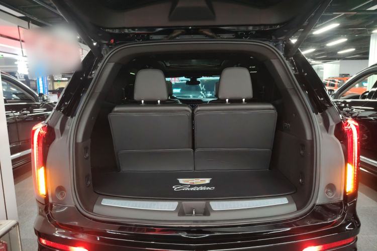 Used Cadillac XT6 2021 28T Six-Seater Luxury Version