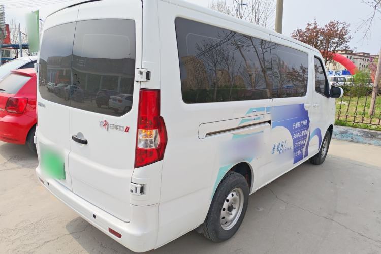 Used CHANGAN KAICHENG Ruixing EM80 2025 Passenger Version Comfort Model 7 Seats 300 km Side-Hinged Doors Rear Right 45 Deg