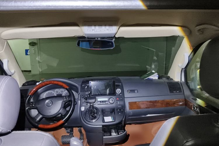 Used Volkswagen Multivan 2008 3.2L