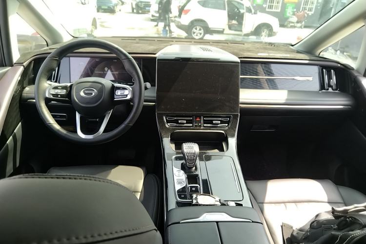 Used GAC Trumpchi M8 2023 Zongshi Series 400T Ultimate Edition Center Console