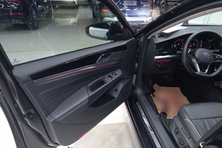 Used Volkswagen Passat 2022 330TSI Luxury Edition