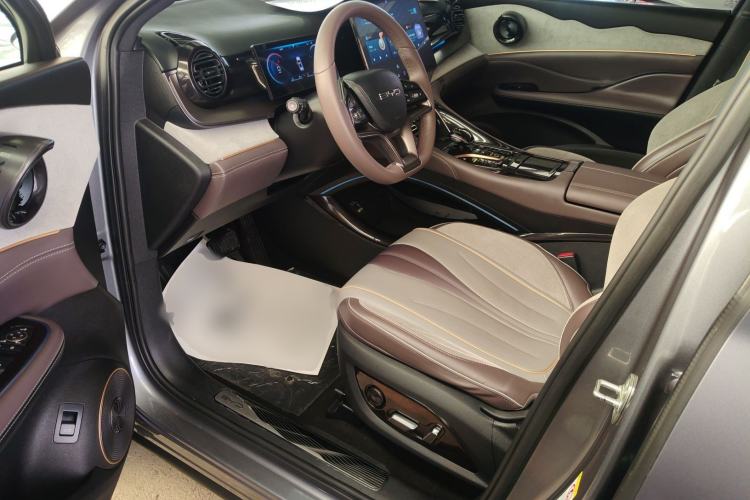 Used BYD Frigate 07 2024 HONOR Edition DM-i 100KM Luxury Model Driver Seat