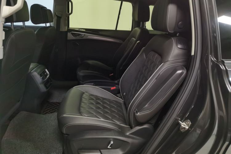 Used Volkswagen Talagon 2021 530TSI Four-Wheel Drive Flagship Shengjing Edition Pro Left Rear Seat