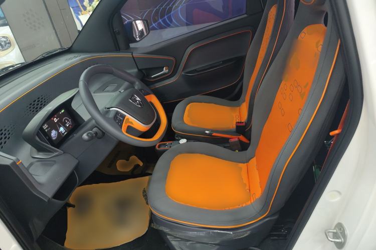 Used Baojun E100 2019 250KM Smart Drive Edition Left Front Seat