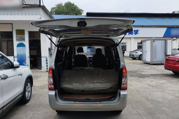 Used Wuling Rongguang S 2023 1.5L Base Version 5/7 Seats
