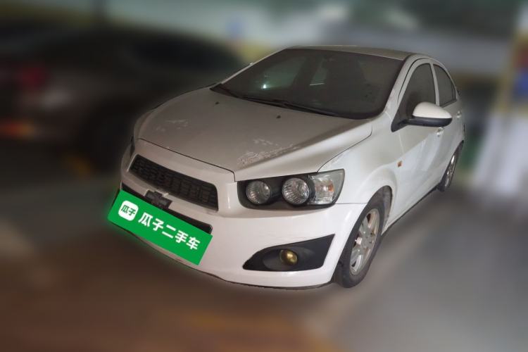Used Chevrolet Aveo Sonic 2011 Sedan 1.4L MT SL