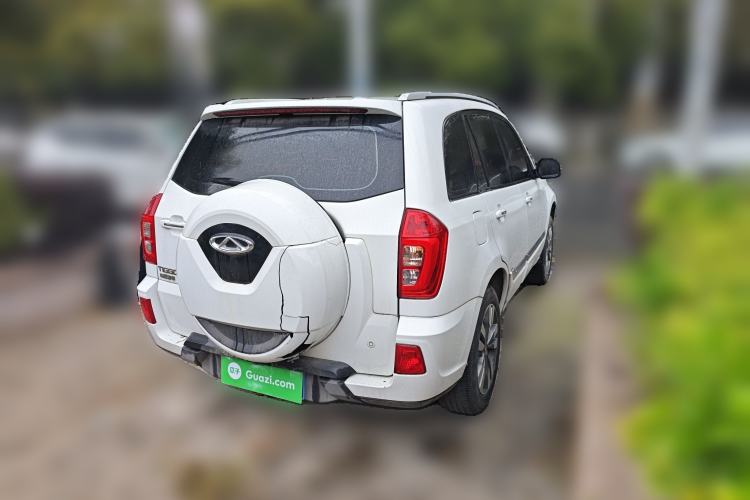 Used Chery Tiggo 3 2016 1.6L Manual ZhiShang Edition Exterior 5