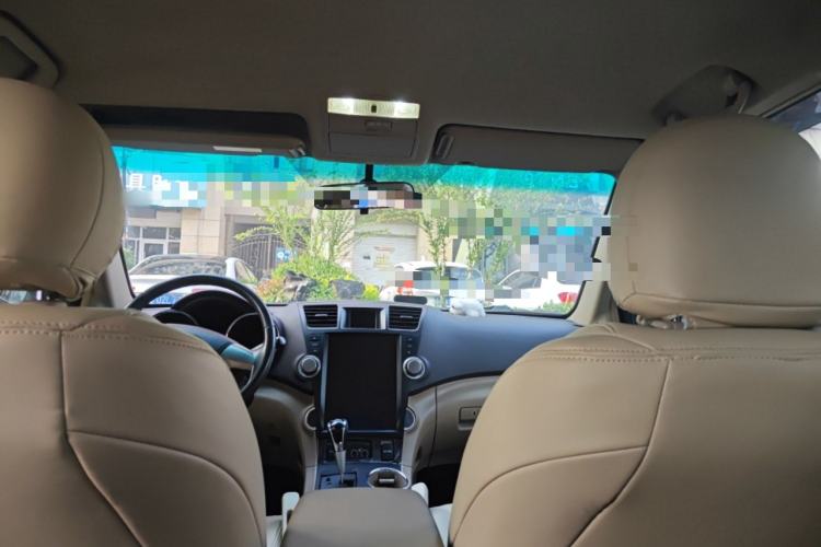 Used Toyota Highlander 2009 2.7L Two-Wheel Drive 5-Seater Sport Edition
