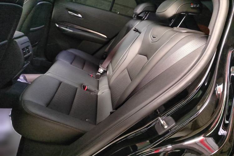 Used Cadillac XT4 2021 28T Two-Wheel Drive Tech Edition