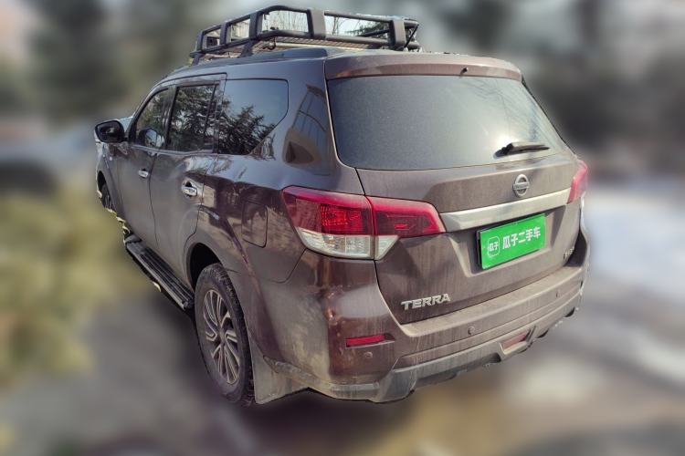 Used Nissan Terra 2018 2.5L Automatic 2WD Luxury Edition
