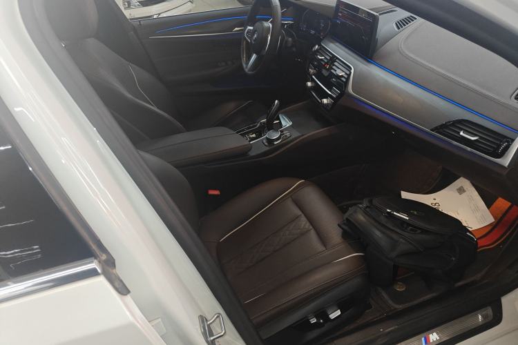 Used BMW 5 Series 2022 Second Facelift 530Li xDrive M Sport Package
