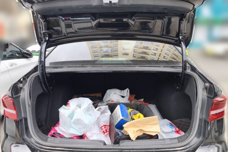 Used Volkswagen Lavida 2021 1.5L Automatic Comfort Edition Trunk