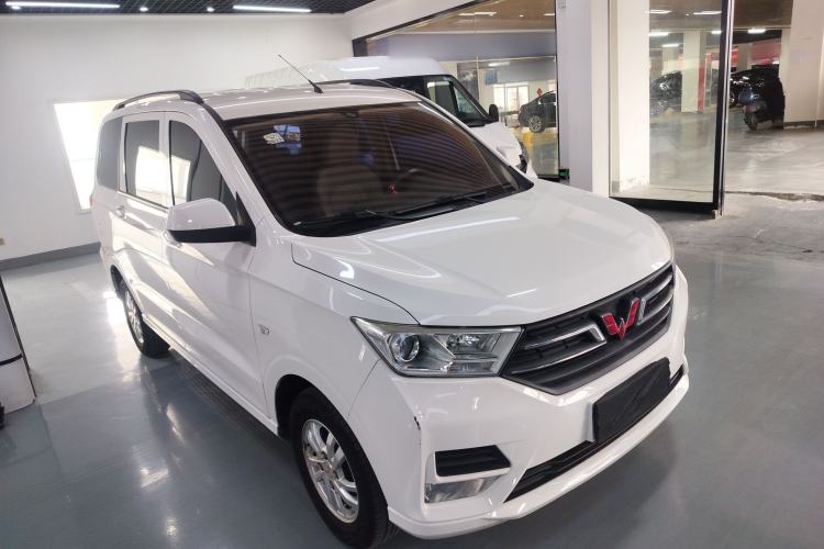 Used Wuling Hongguang 2019 1.5L S Standard Version China VI LAR
