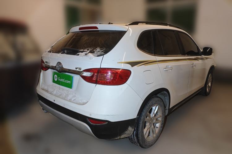 Used Brilliance V5 2012 1.6L Manual Luxury Model
