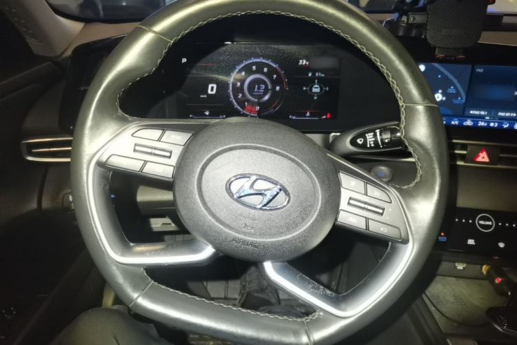Used Hyundai Elantra 2021 1.5L CVT LUX Prestige Edition