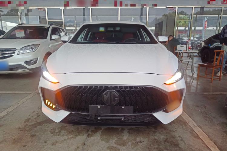 Used MG 5 2022 180 DVVT CVT Youth Luxury Edition
