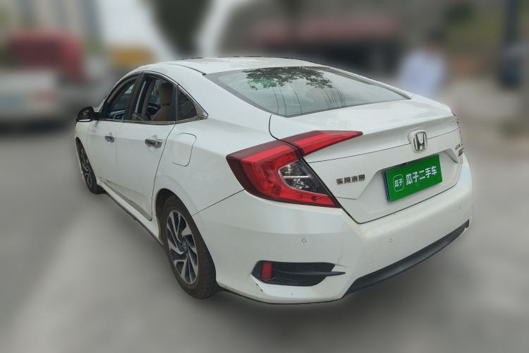 Used Honda Civic 2016 220TURBO CVT Luxury Edition
