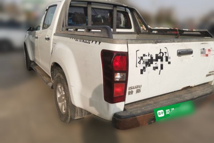 Used Isuzu D-MAX 2018 2.5T Two-Wheel-Drive Base Version JE4D25Q5A