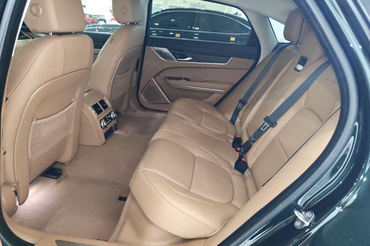 Used Jaguar XFL 2021 XFL 2.0T P250 Two-Wheel-Drive Luxury Deluxe Edition