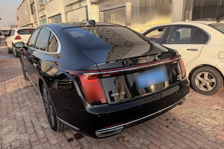 Used Hongqi H9 2025 Model Facelifted 2.0T Two-Wheel Drive Flag-Style Luxury Business Edition, 5 Seats