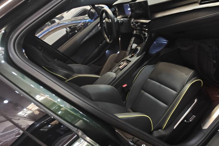 Used Lynk & Co 06 2023 Remix 1.5T Hero
