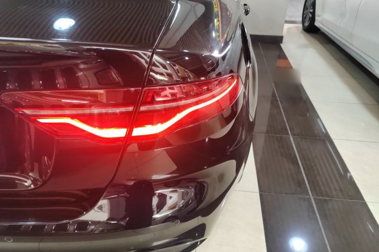 Used Jaguar XEL 2022 2.0T 250 PS R-DYNAMIC S Advanced Sport Edition
