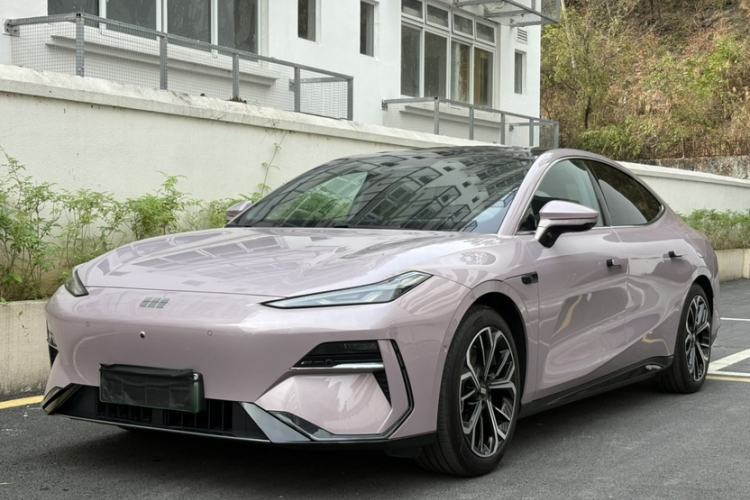 Used Geely Galaxy E8 2025 700 km Long-Range Intelligent Driving Version