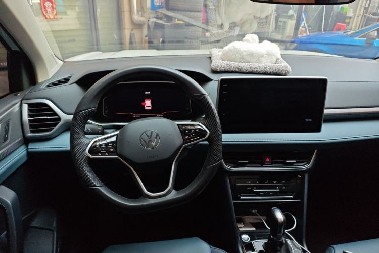 Used Volkswagen Tharu 2023 300TSI Two-Wheel-Drive Full Moon Edition
